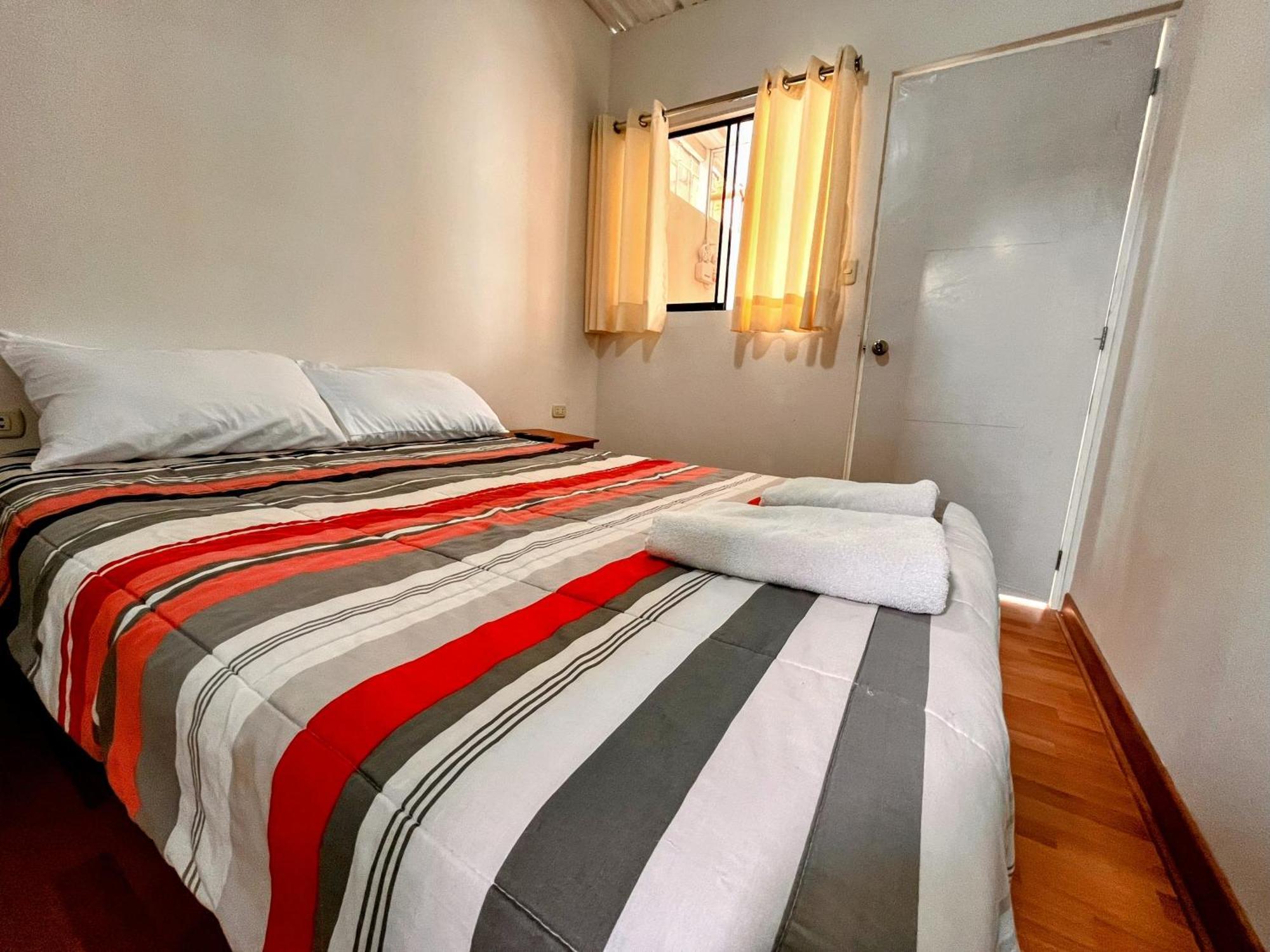 לימה Samanai Wasi Hostel מראה חיצוני תמונה